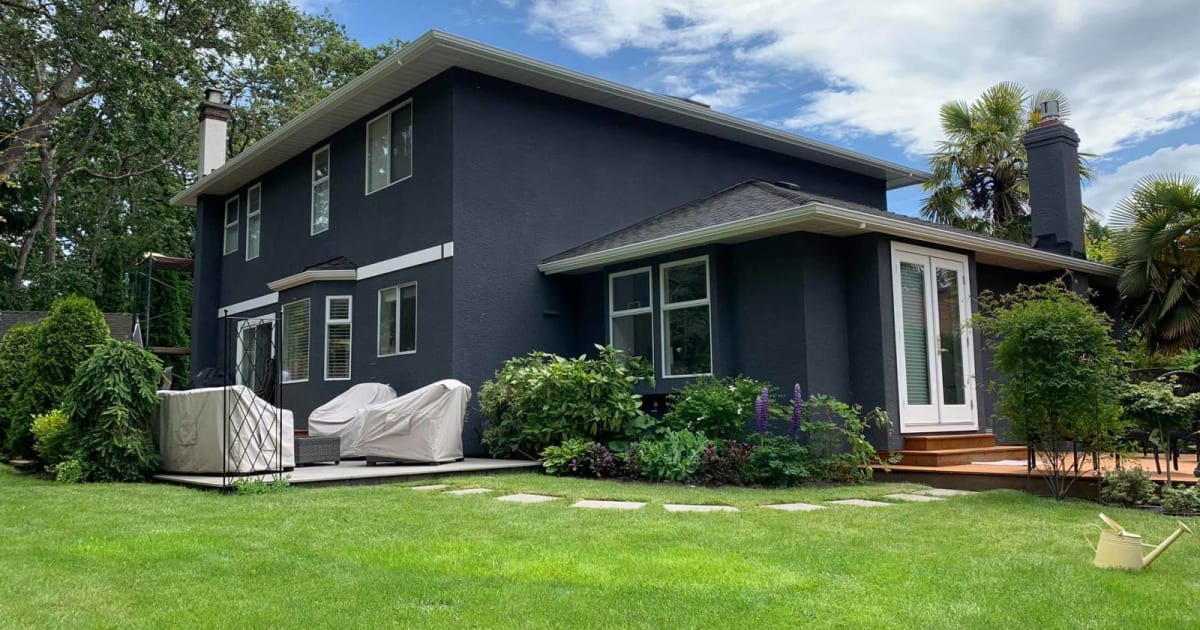 Rise Blue spray cork house with Spray Cork by Vipeq Canada