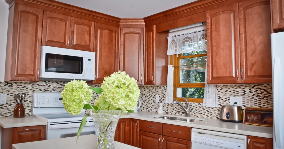 Rise Kitchen Fashions Cinnamon Stained Kitchen with LowFlow